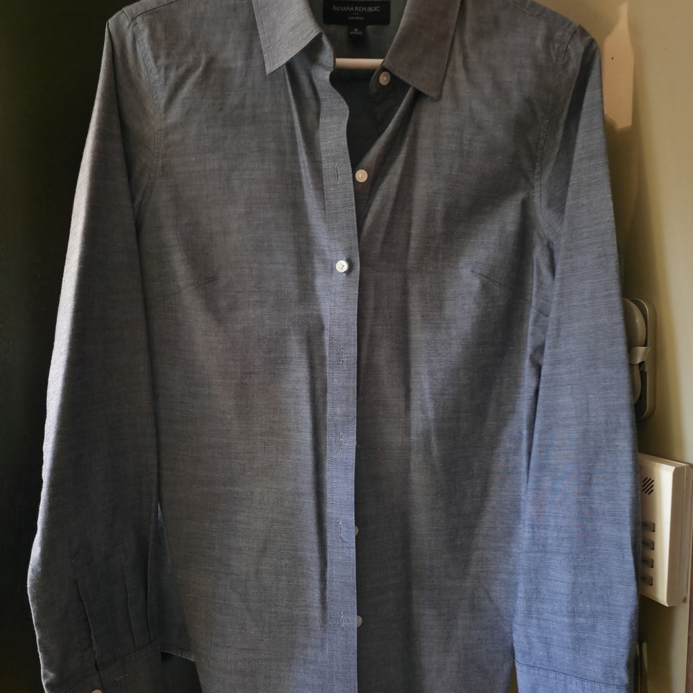 Banana Republic Classic Blue Shirt